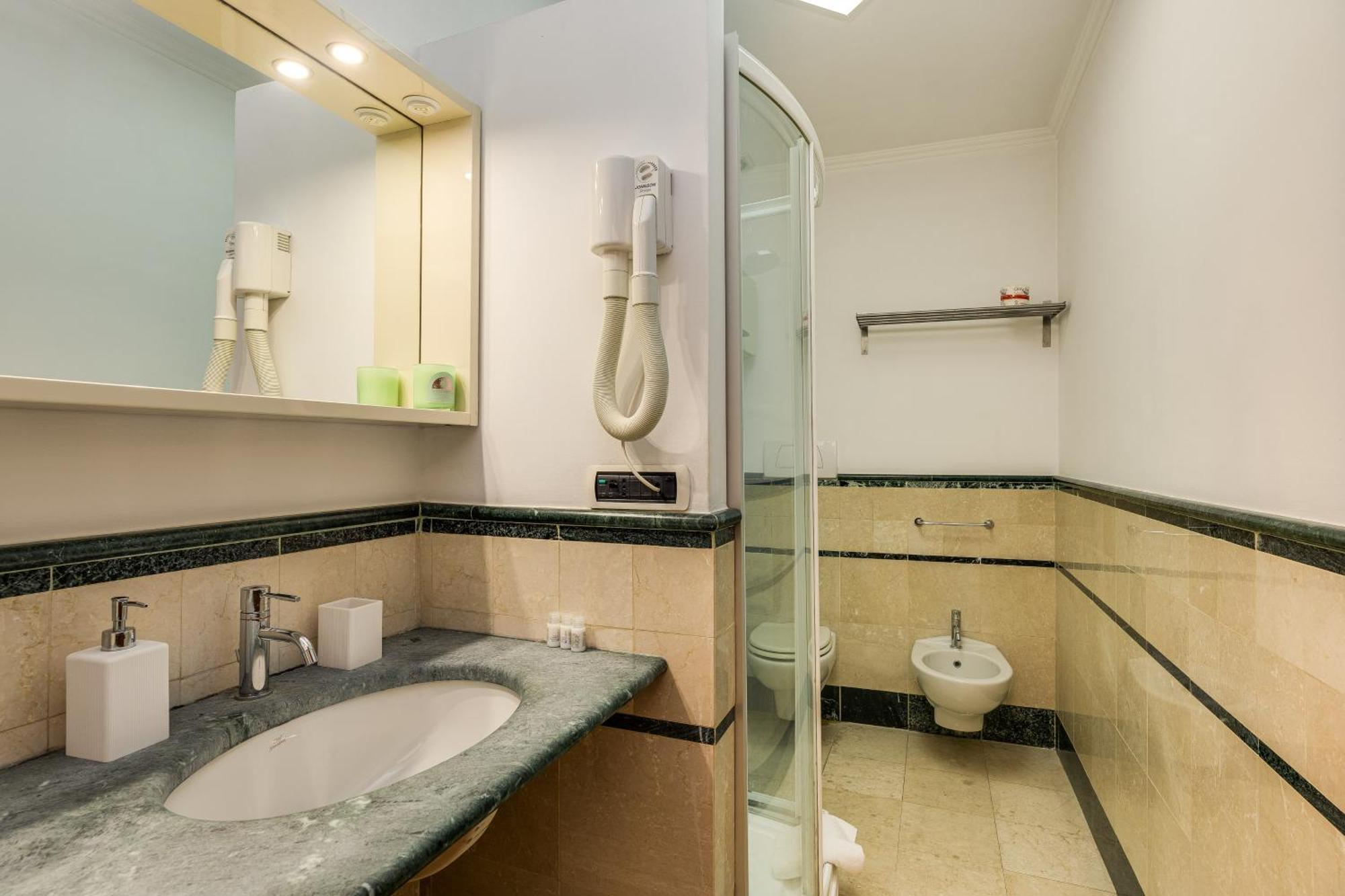 Colosseum Sweet Life Apartment روما المظهر الخارجي الصورة